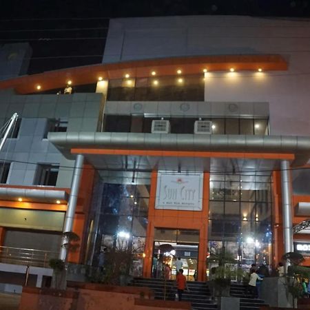 Hotel Suncity & Restaurant Hisār Kültér fotó