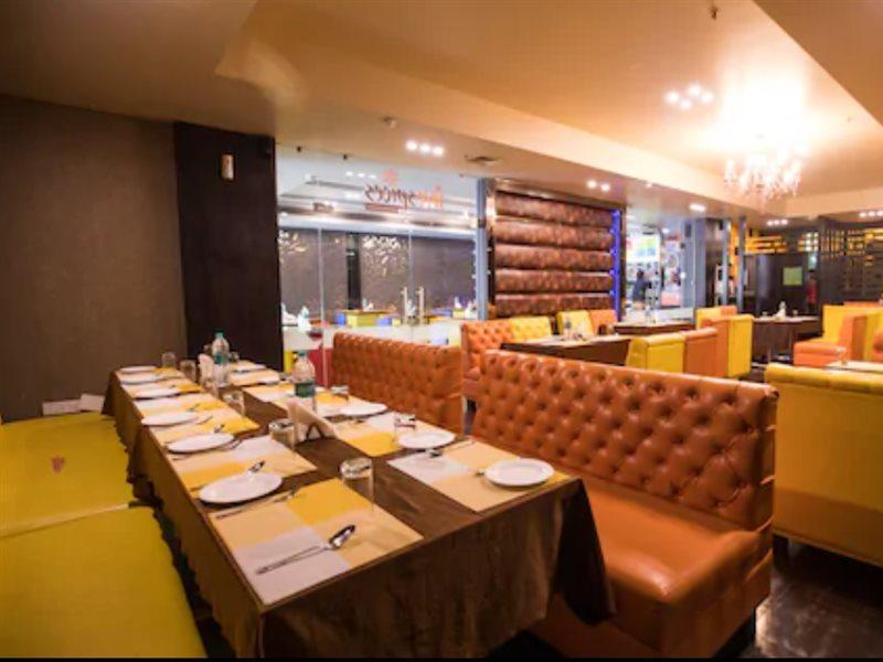 Hotel Suncity & Restaurant Hisār Kültér fotó