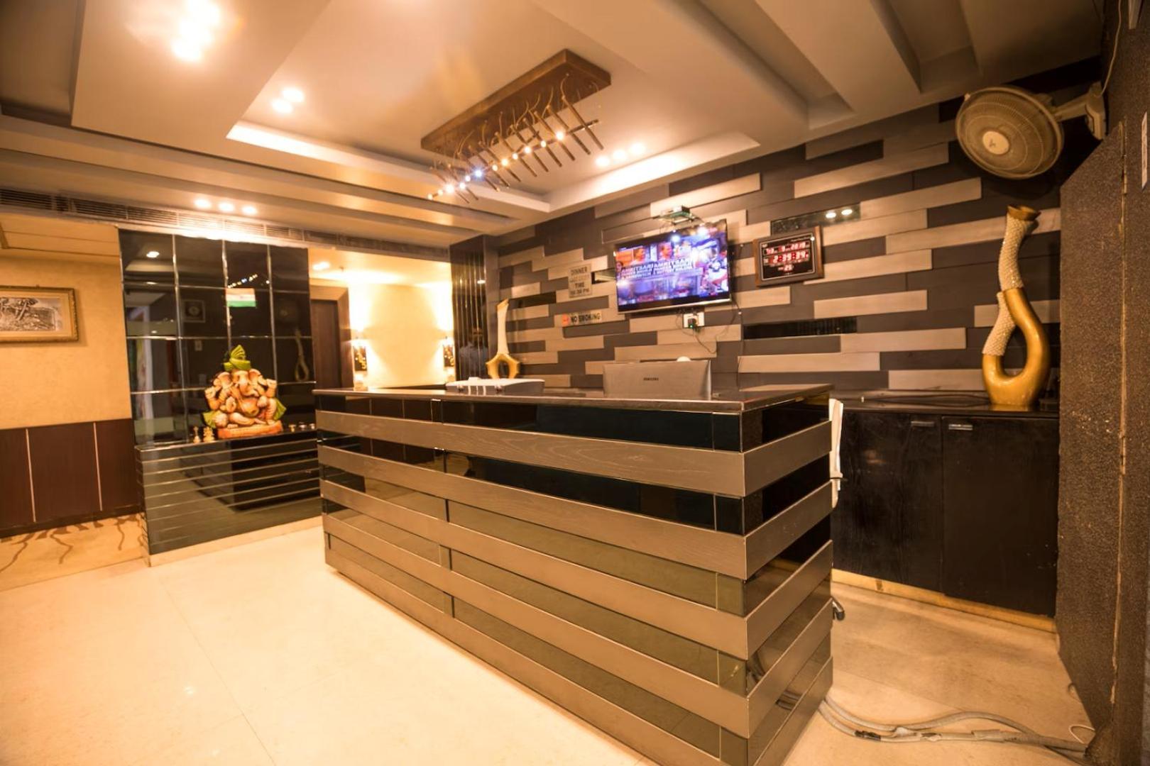 Hotel Suncity & Restaurant Hisār Kültér fotó