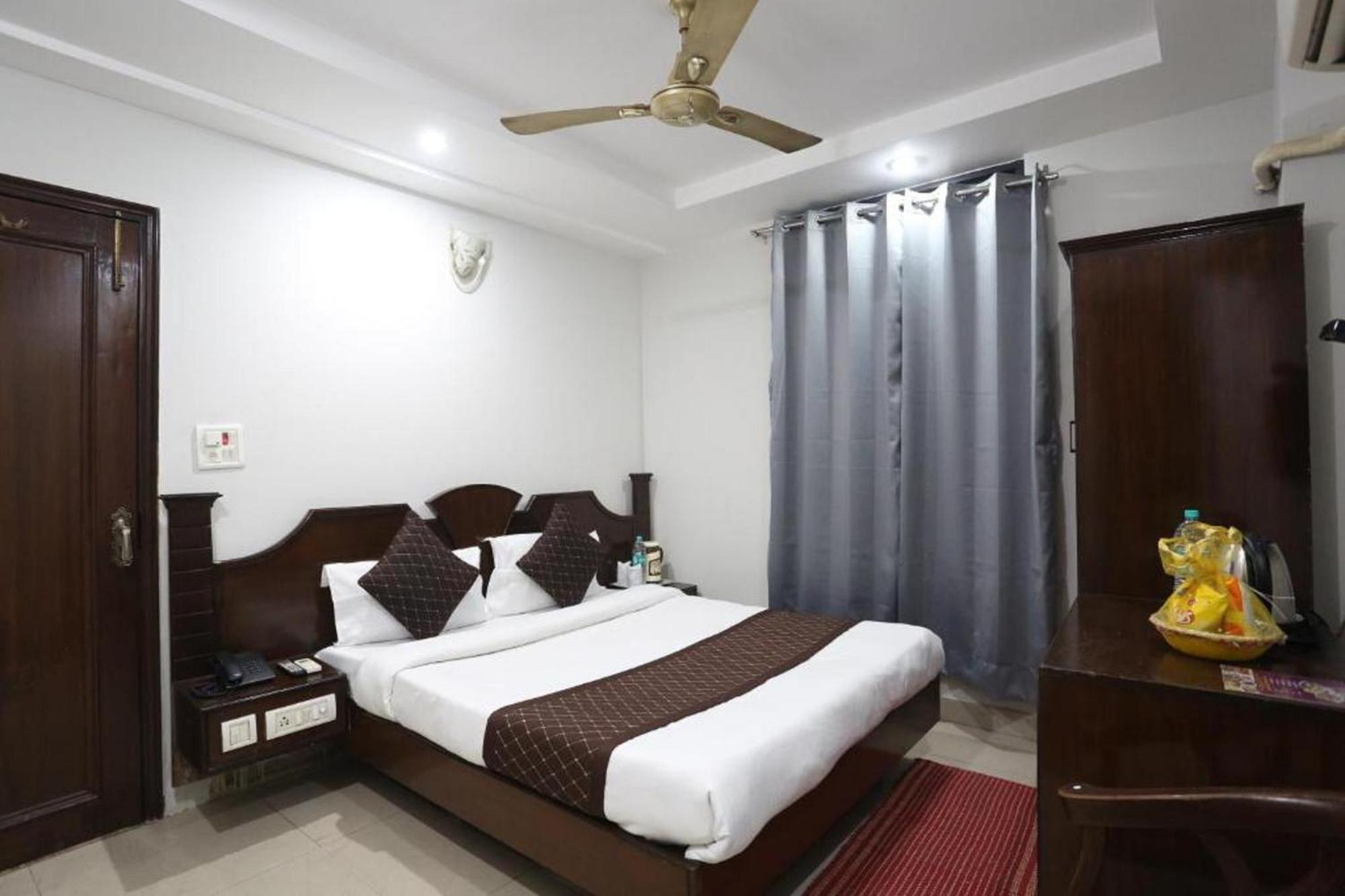 Hotel Suncity & Restaurant Hisār Kültér fotó