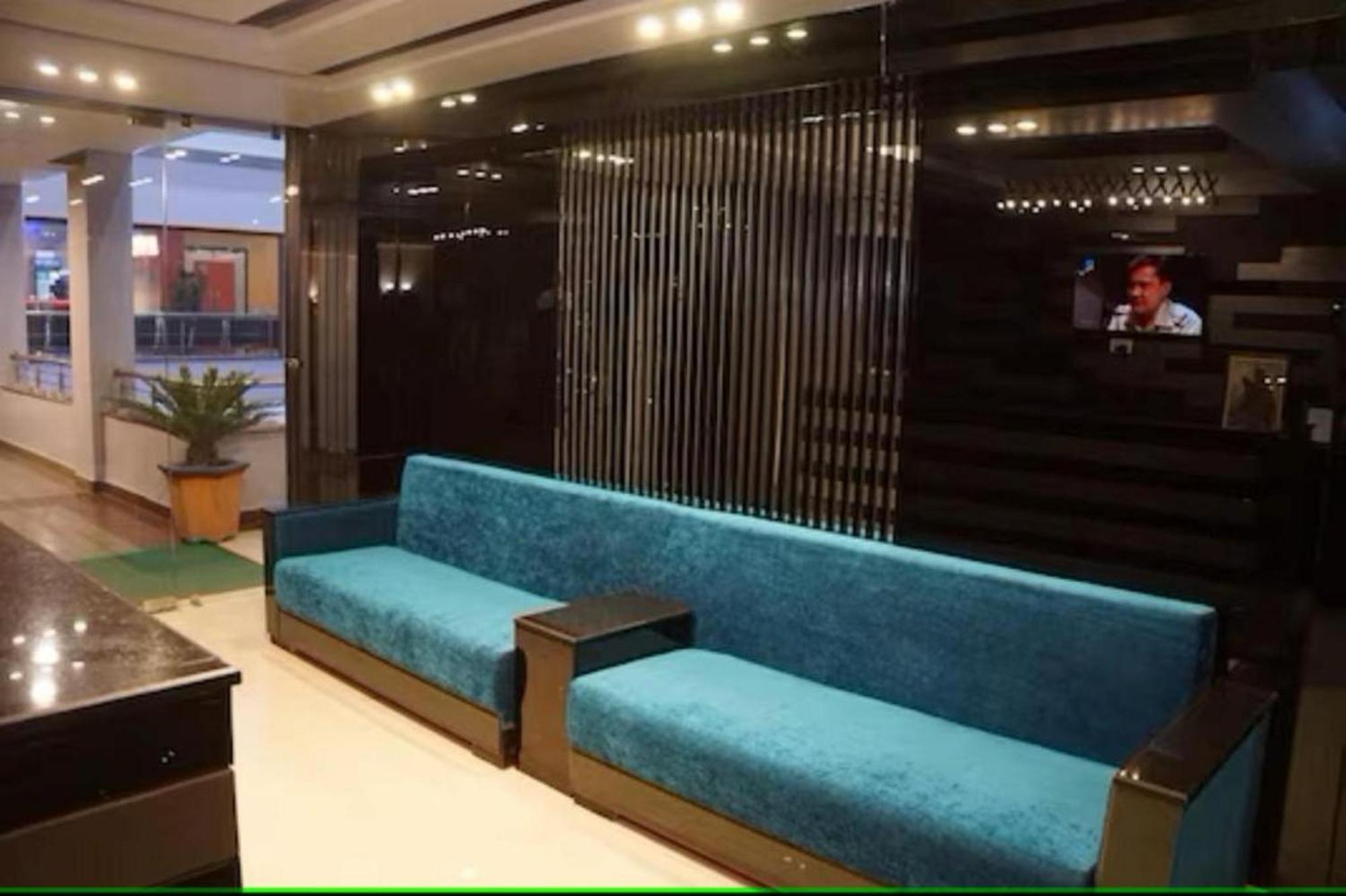 Hotel Suncity & Restaurant Hisār Kültér fotó